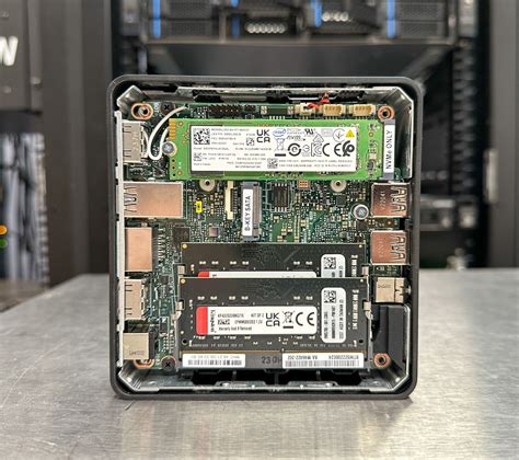 Intel NUCs .